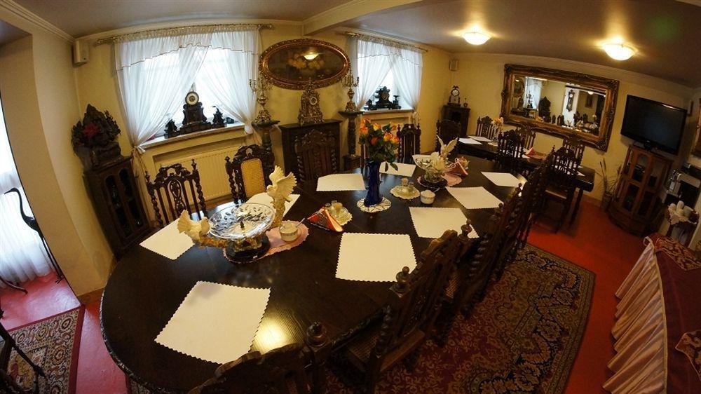 Florian Budget Rooms Krakau Buitenkant foto