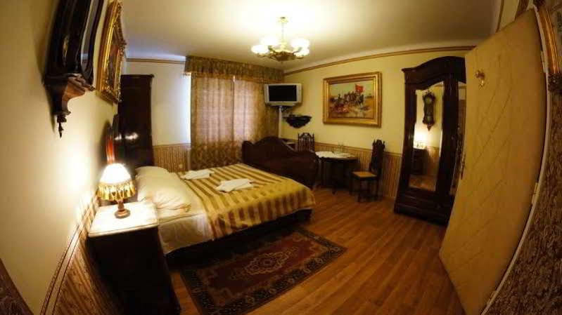 Florian Budget Rooms Krakau Buitenkant foto
